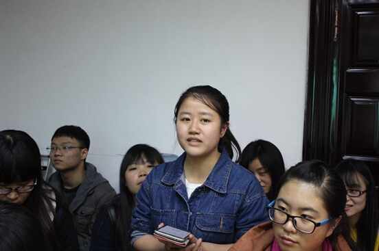 365英国上市公司官网师生座谈会顺利举行