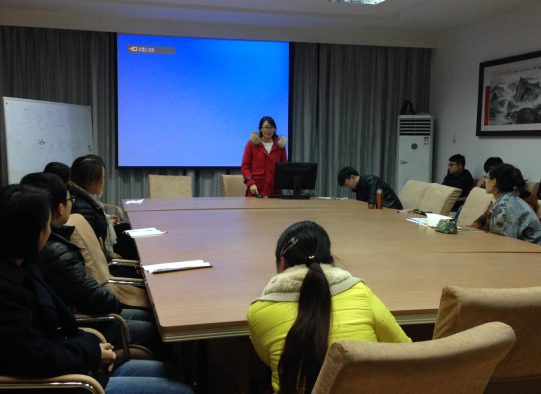 365英国官网举办研究生学术科研经验交流分享会