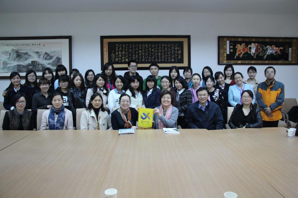 台北市立大学赵家琛教授来365英国官网进行学术交流